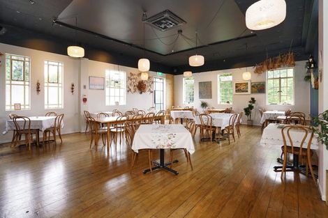 Photo of property in 14 Anzac Parade, Hamilton Central, Hamilton, 3204