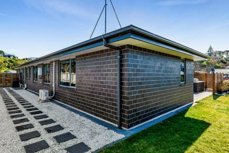 Photo of property in 25 Fernbrook Drive, Hurworth, New Plymouth, 4310