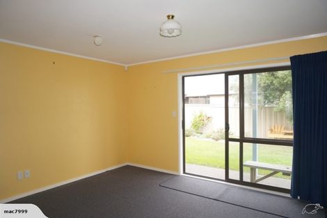 Photo of property in 71 The Esplanade, Westshore, Napier, 4110