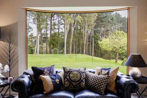 Photo of property in 7 Titirangi Drive, Fitzherbert, Palmerston North, 4471