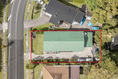 Photo of property in 14 Dennis Avenue, Hillpark, Auckland, 2102