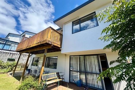Photo of property in 24a Reeves Road, Pakuranga, Auckland, 2010