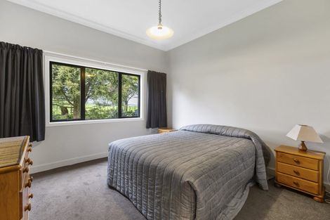 Photo of property in 300 Awai Road, Tarurutangi, New Plymouth, 4372