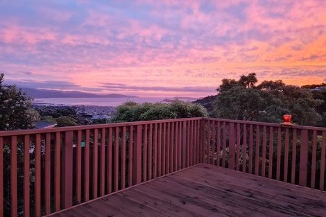 Photo of property in 20a Eastview Grove, Normandale, Lower Hutt, 5010