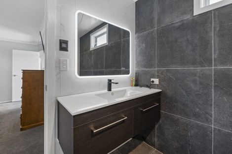 Photo of property in 43 Huia Street, Taumarunui, 3920