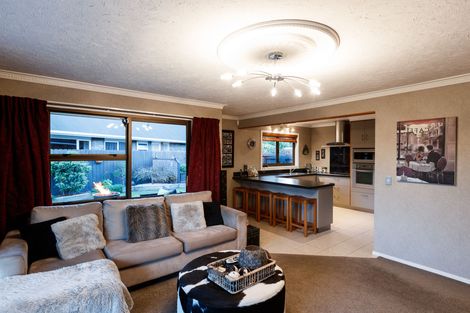 Photo of property in 1 Ngahere Court, Awapuni, Palmerston North, 4412