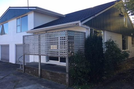 Photo of property in 2/8a Elmwood Road, Strowan, Christchurch, 8052