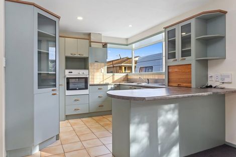 Photo of property in 23 Somerfield Street, Somerfield, Christchurch, 8024