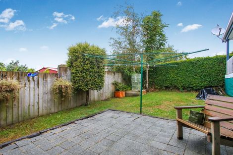 Photo of property in 1/32 Neil Avenue, Te Atatu Peninsula, Auckland, 0610