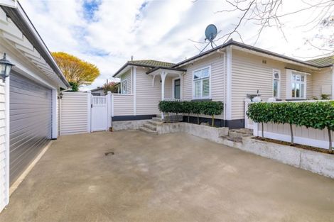 Photo of property in 1 Claremont Avenue, Papanui, Christchurch, 8053