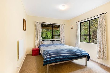 Photo of property in 305 Huia Road, Titirangi, Auckland, 0604