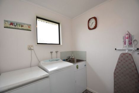 Photo of property in 57 Vogel Place, Waikiwi, Invercargill, 9810