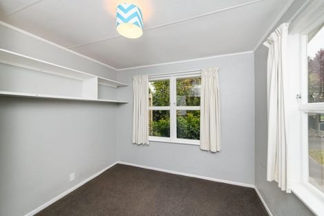 Photo of property in 14 Apollo Parade, Milson, Palmerston North, 4414