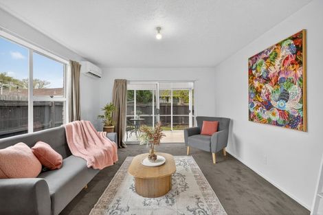 Photo of property in 1/72a Cuffs Road, Wainoni, Christchurch, 8061