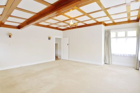 Photo of property in 6 Admiral Beatty Avenue, Mount Roskill, Auckland, 1041