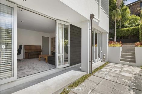 Photo of property in 2/55 Parr Terrace, Castor Bay, Auckland, 0620