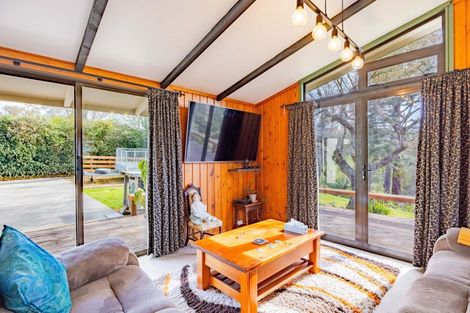 Photo of property in 21 Abbotsford Road, Waipawa, 4210