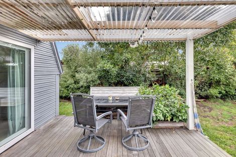 Photo of property in 12 Mckenzie Place, Waikuku Beach, 7402