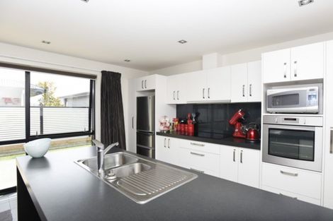 Photo of property in 36 Welsh Road, Winton, 9720