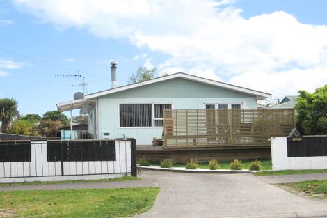 Photo of property in 10 Waitahanui Avenue, Taupo, 3330
