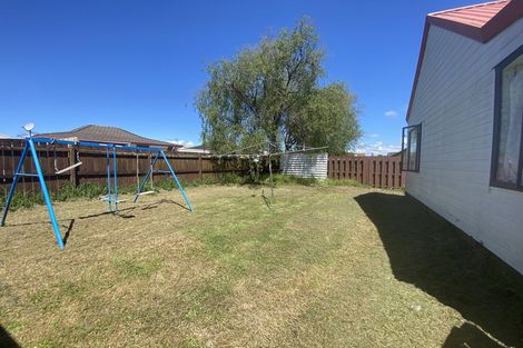 Photo of property in 50 Aviemore Drive, Highland Park, Auckland, 2010