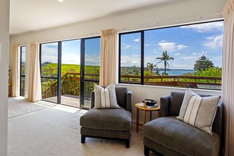 Photo of property in 49 Waiau Street, Torbay, Auckland, 0630