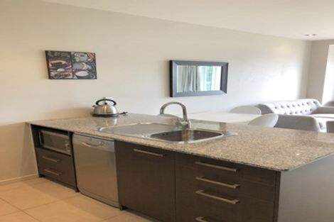 Photo of property in Shoal Haven Apartments, 112a/130 Anzac Street, Takapuna, Auckland, 0622