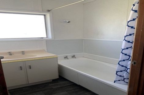 Photo of property in 72 Zelda Avenue, Clover Park, Auckland, 2023