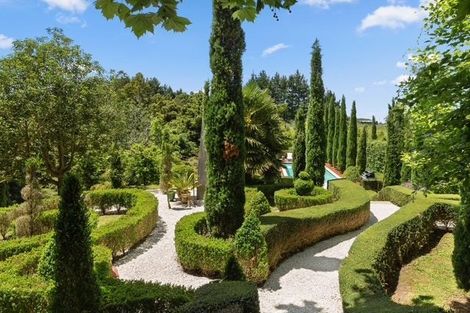 Photo of property in 909 Old North Road, Waimauku, 0882