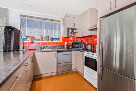 Photo of property in 2 Turner Drive, Western Heights, Rotorua, 3015