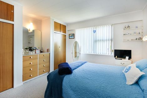 Photo of property in 115 Flaxmere Avenue, Flaxmere, Hastings, 4120