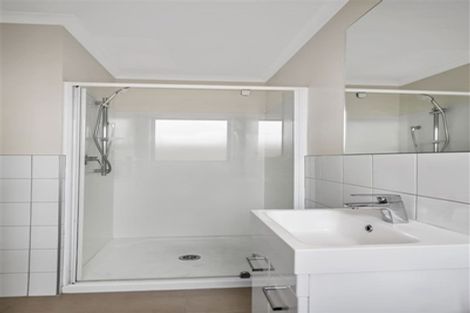 Photo of property in 1 Totara Meadows Court, Wiri, Auckland, 2104