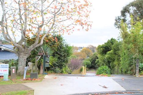 Photo of property in 29a Bert Wilson Place, Cockle Bay, Auckland, 2014