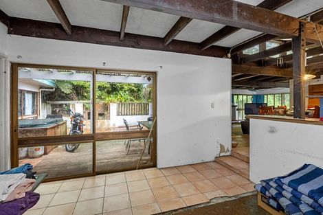 Photo of property in 19 Tainui Road, Titirangi, Auckland, 0604