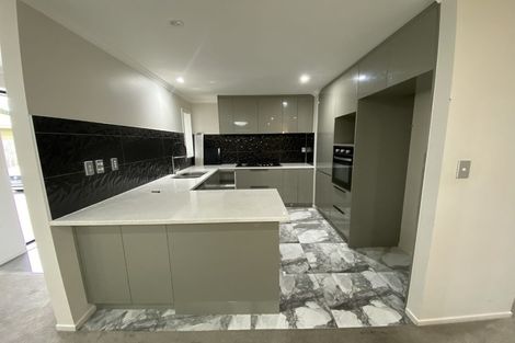 Photo of property in 10b Cambridge Road, Manurewa, Auckland, 2102