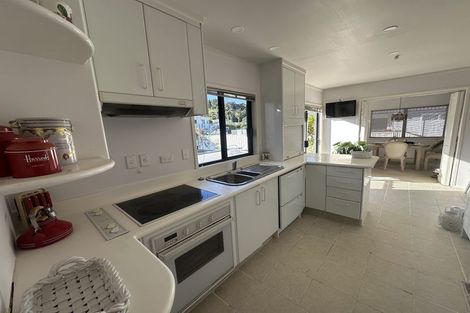 Photo of property in 31 Arkles Strand, Arkles Bay, Whangaparaoa, 0932