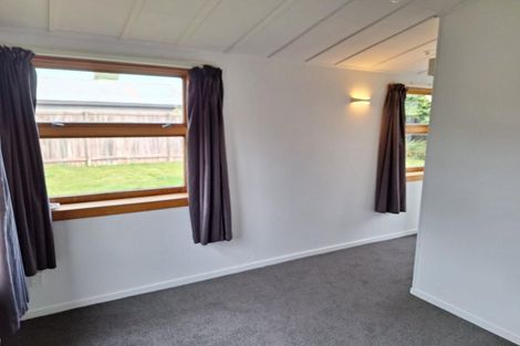 Photo of property in 37 Tintern Avenue, Avonhead, Christchurch, 8042