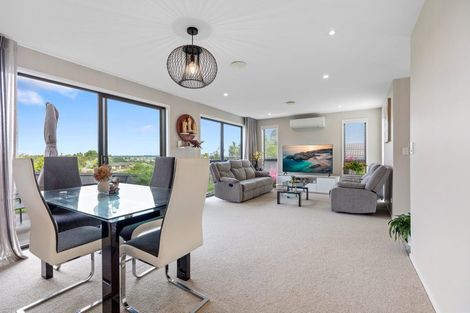 Photo of property in 44b Waikite Road, Welcome Bay, Tauranga, 3112