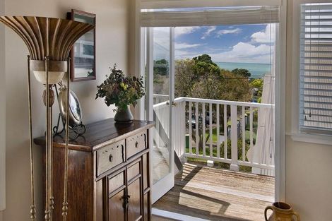 Photo of property in 5 Cameron Street, Takapuna, Auckland, 0622