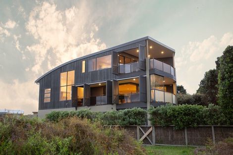 Photo of property in 273 Papamoa Beach Road, Papamoa Beach, Papamoa, 3118