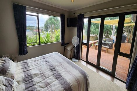 Photo of property in 41 Karamea Street, Whalers Gate, New Plymouth, 4310