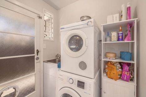 Photo of property in 2/90 Queenspark Drive, Parklands, Christchurch, 8083