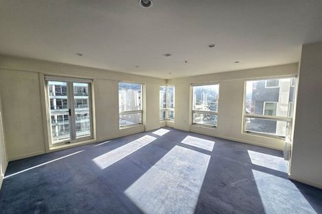 Photo of property in Terrace Heights Apartments, 9b/163 The Terrace, Wellington Central, Wellington, 6011