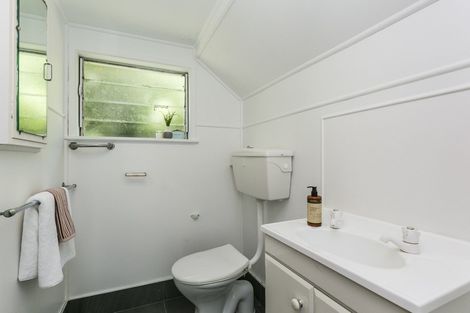 Photo of property in 39 Oban Street, Wadestown, Wellington, 6012