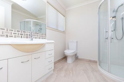 Photo of property in 22 Waipuna Place, Rototuna, Hamilton, 3210