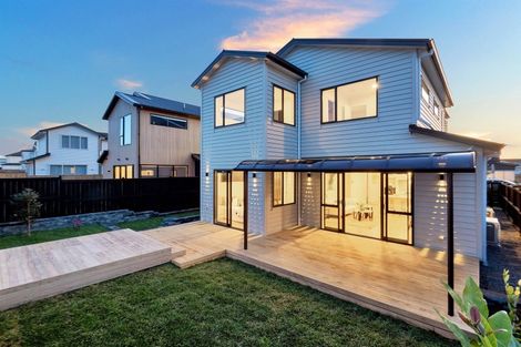Photo of property in 15 Toanui Road, Hobsonville, Auckland, 0616
