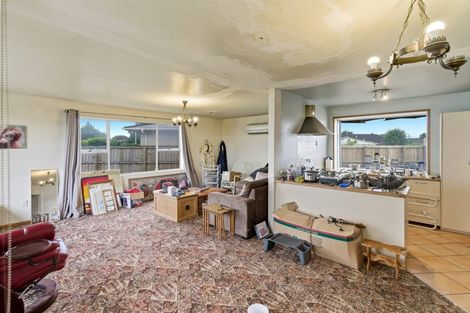 Photo of property in 117 Oakhampton Street, Hornby, Christchurch, 8042