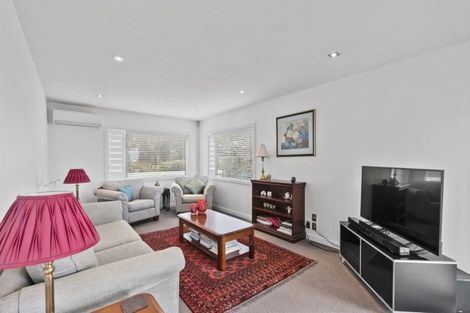 Photo of property in 37a Peter Terrace, Castor Bay, Auckland, 0620