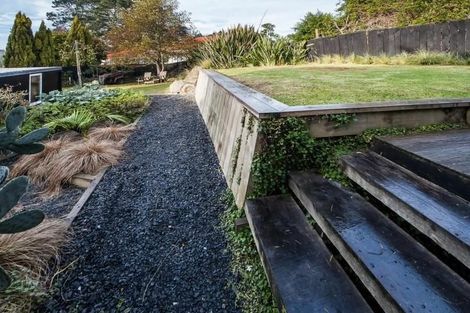 Photo of property in 2/8 Wickstead Place, Massey, Auckland, 0614