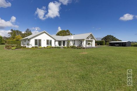 Photo of property in 88 Taupaki Road, Taupaki, Henderson, 0782